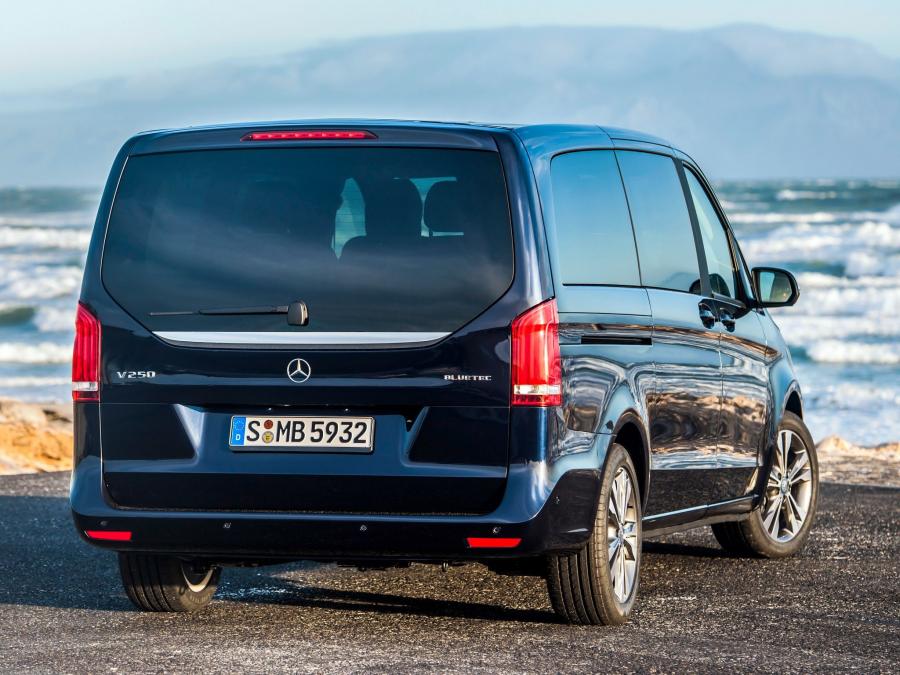  Mercedes-Benz V250 BlueTec 2014 года  (фото 14 из 18)
